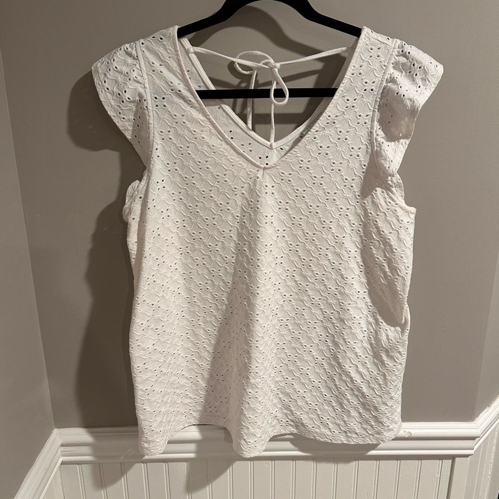 Ava & Viv Eyelet Tank